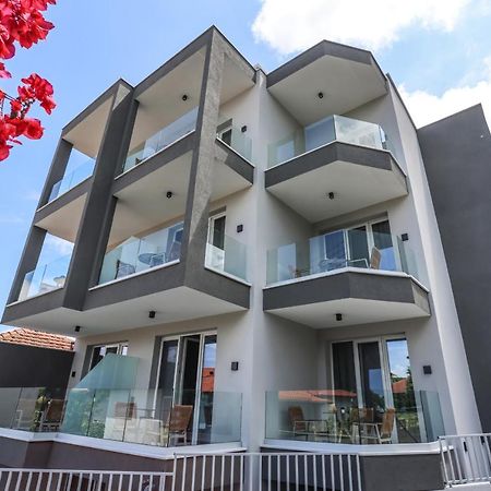 Notos Premium Holiday Apartments Pefkochori Exterior foto